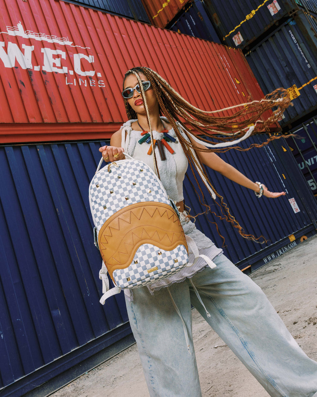 DYNASTY OF THE SHARKS IN PARIS BACKPACK