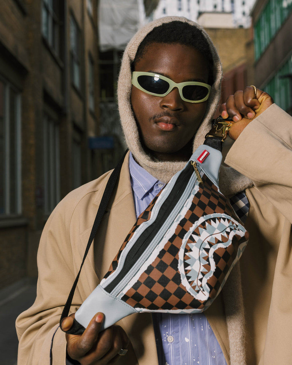 SHARK LEGACY SAVVY CROSSBODY